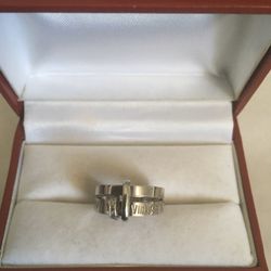Ladies 18K Solid White Gold “Atlas Design” Ladies Ring Sz. 4 3/4
