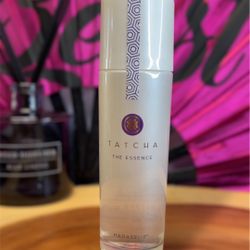 The Essence Skincare Boosting Treatment