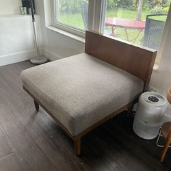 MCM seat with wooden base