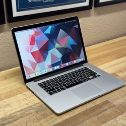2015 15” MacBook Pro - 2.8 GHz i7 - 16GB - 500GB - 2GB Video Card