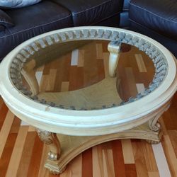 Beautiful Glass Top Coffee Table CHEAP CHEAP!