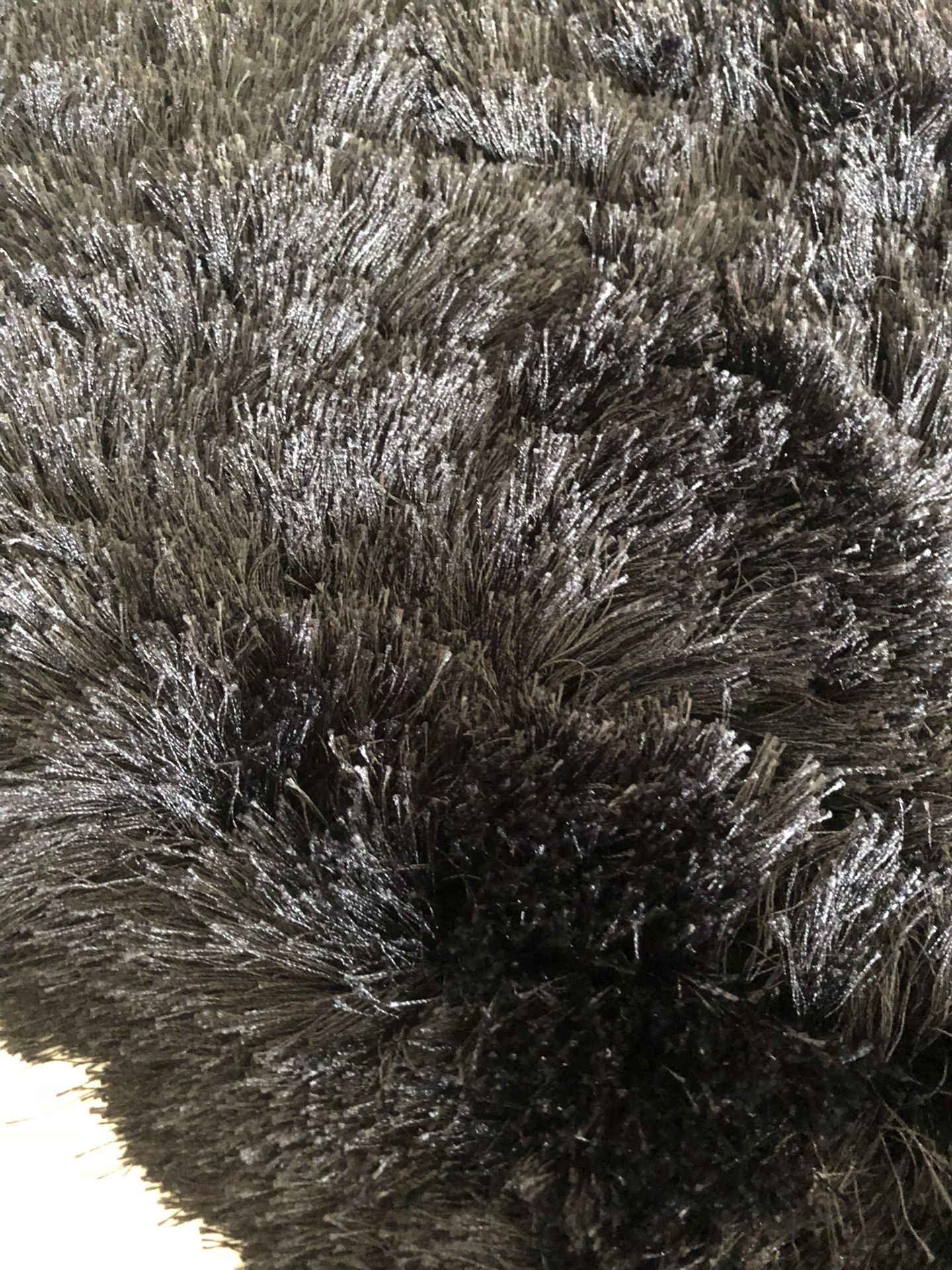 5x7 Black Shaggy Rug