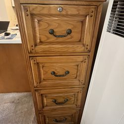 Solid oak File cabinet 4 Drawers