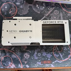 GIGABYTE GeForce RTX 4070 AERO OC 12GB GDDR6xX