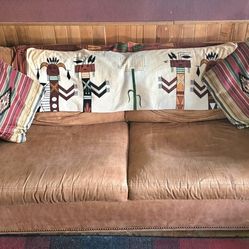 Couch/Sleeper Sofa