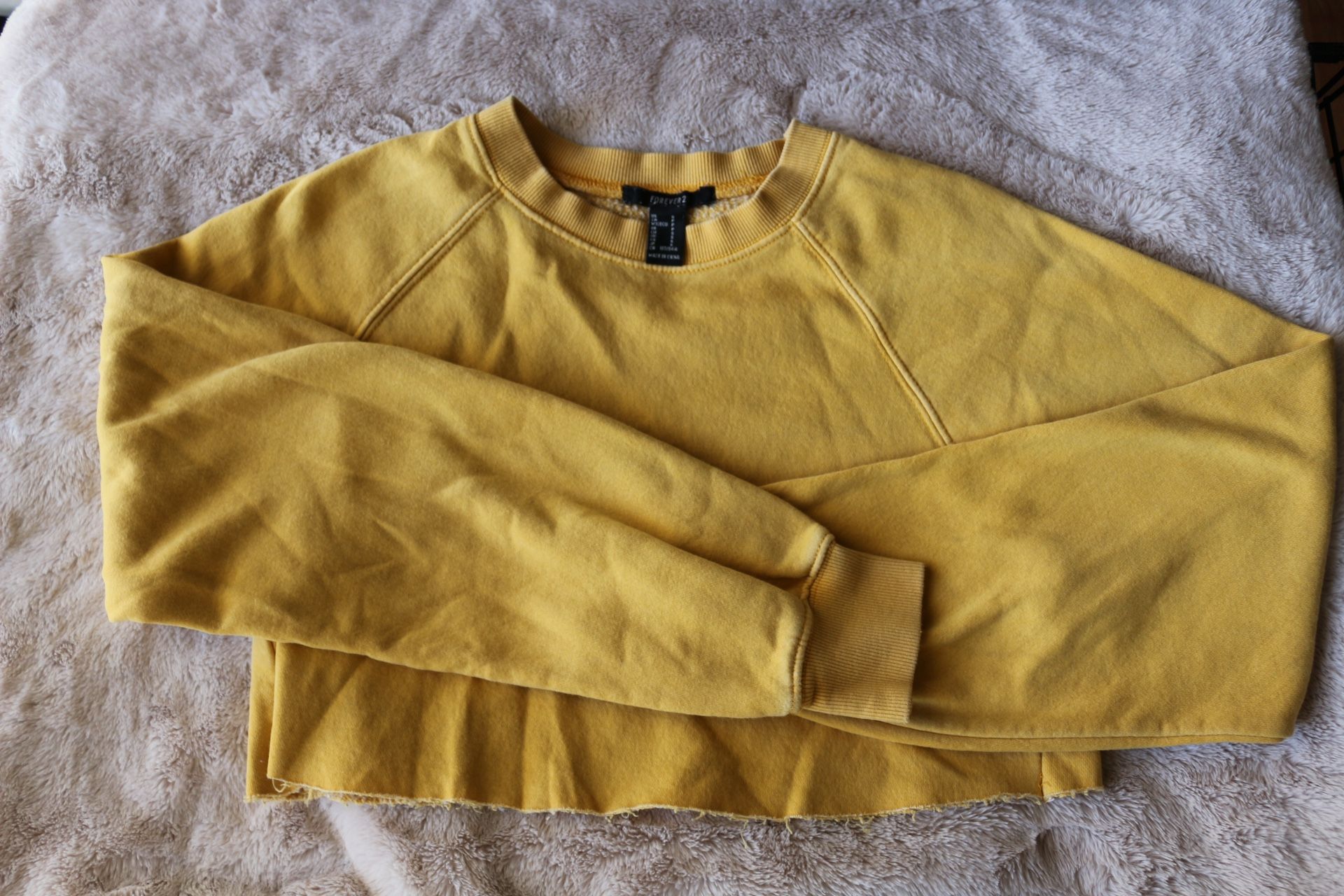 Forever 21 Yellow cropped sweatshirt