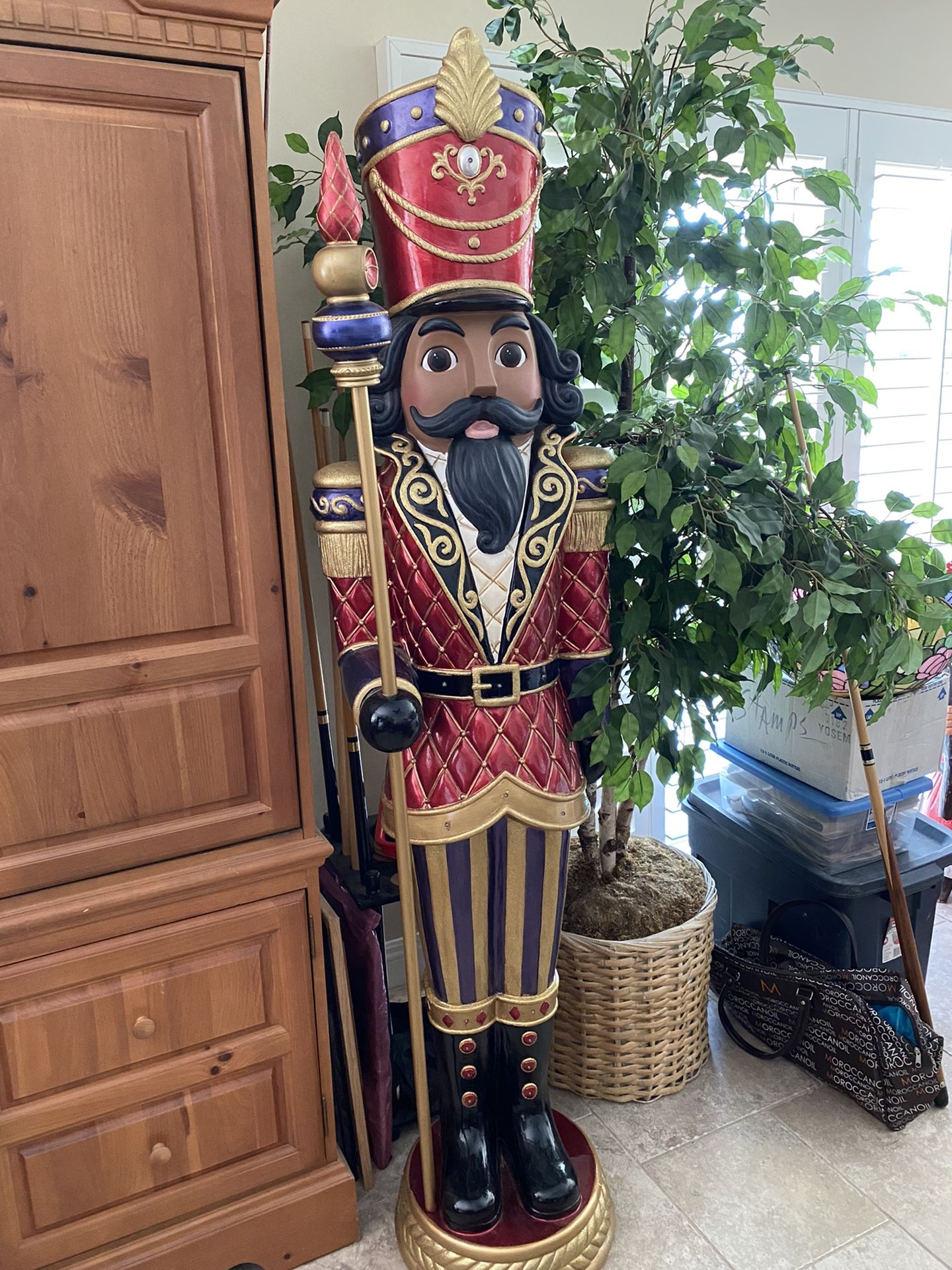 6 Foot Nutcracker Lights Up EUC
