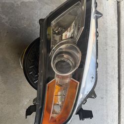 For 2011-2017 Honda Odyssey Halogen Chrome Housing Amber Corner Headlights Pair