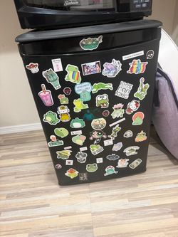 Mini fridge