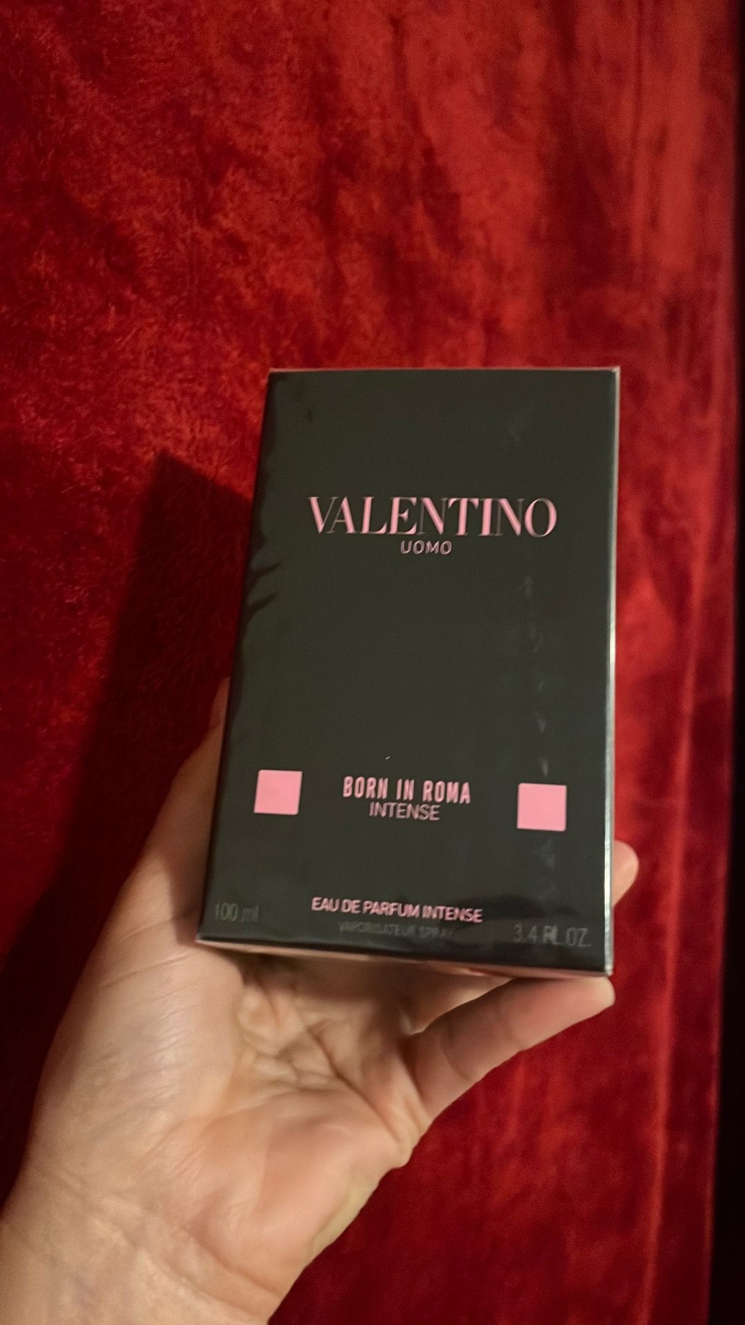 Valentino intense perfume