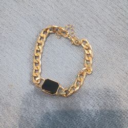 Pretty Gold Black  Braclet