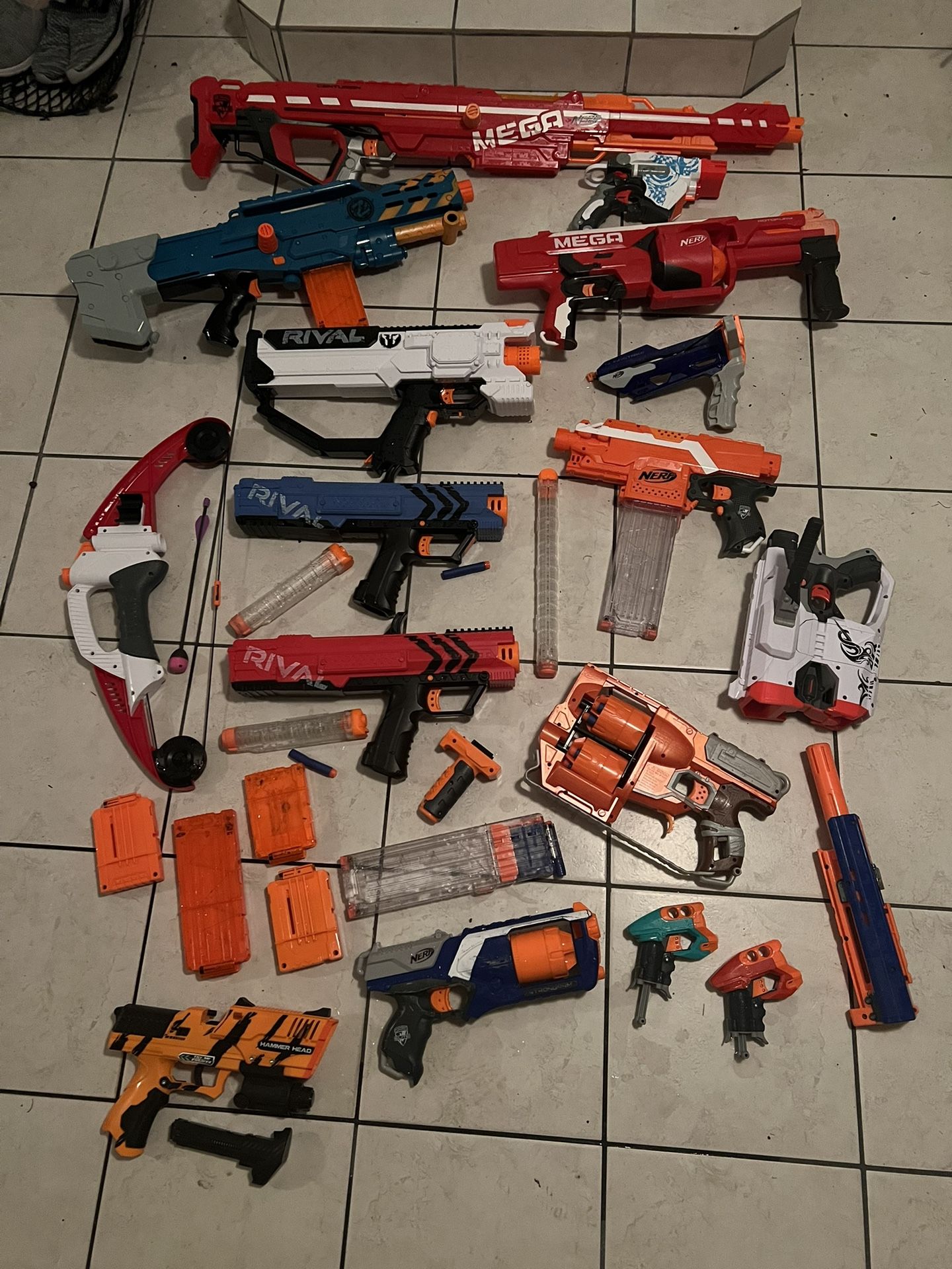 Huge Lot Of NERF guns - Mega, Rapid fire, Raider, Etc