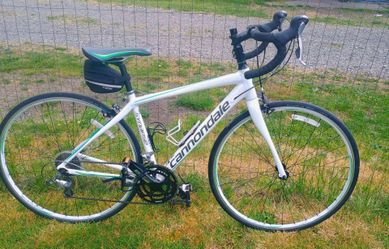 Cannondale Synapse 48cm Road Bike - Excellent Condition