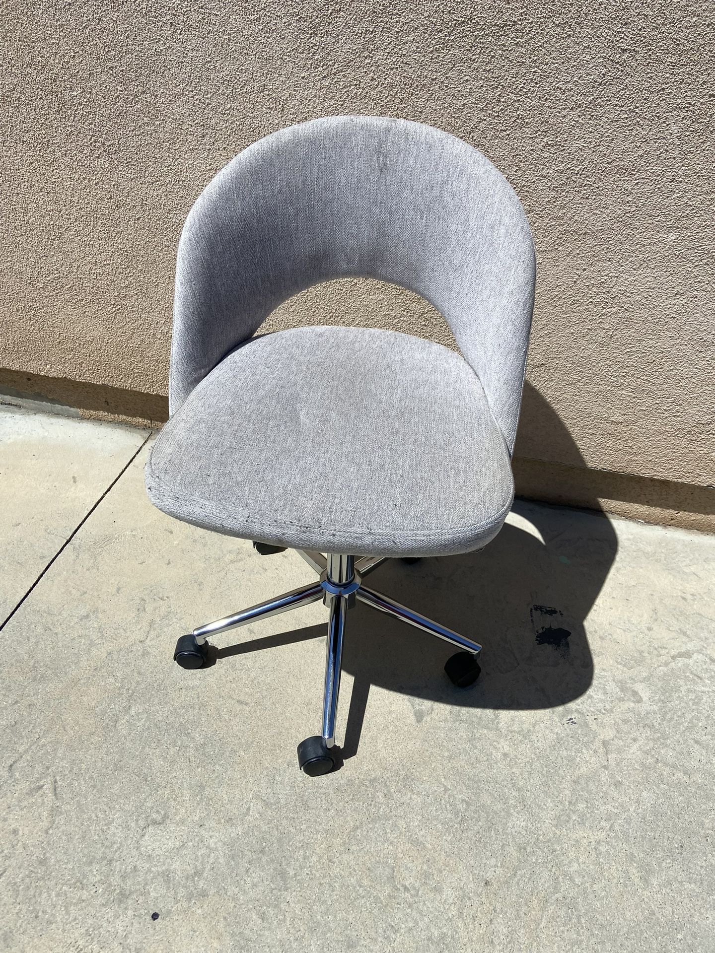 Office chair adjustable 