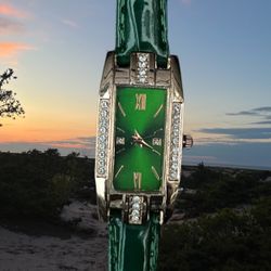 Green Gold Diamond Band Watch Face Leather