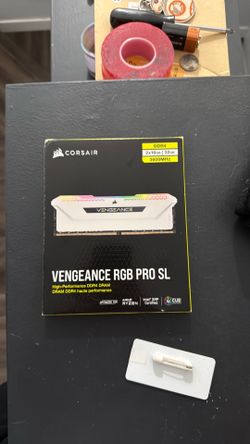DDR4 32gb Corsair Vengeance RGB Pro SL