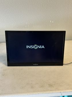 Insignia 19” LED HDTV – Tested & Works