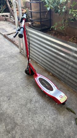 Razor E100 Scooter