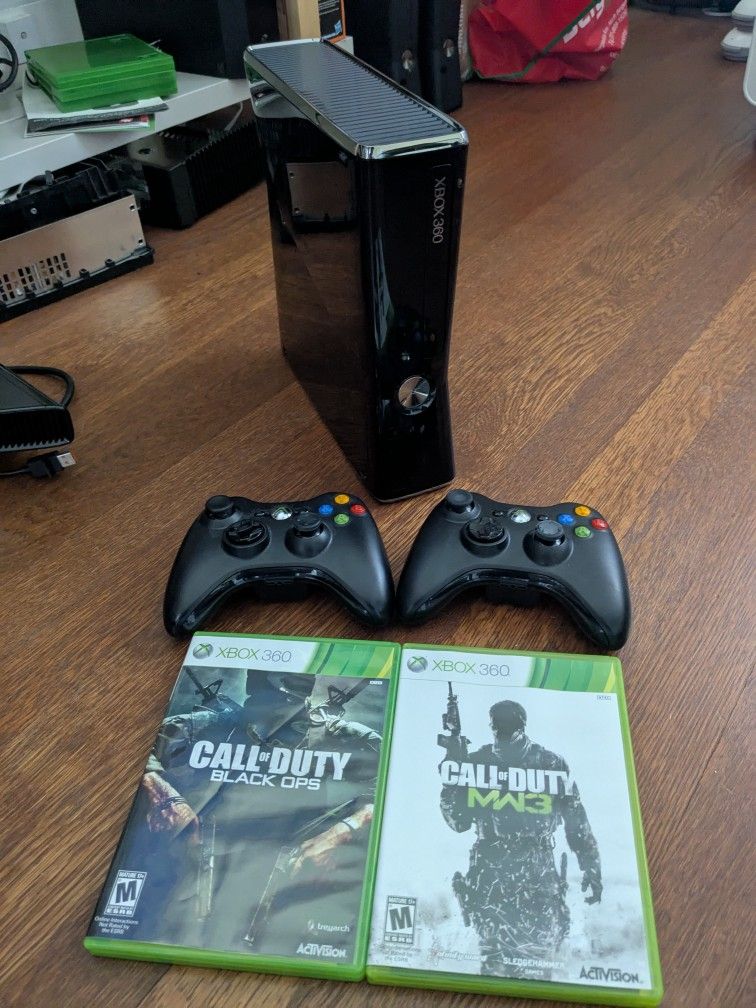 Xbox 360 S Bundle