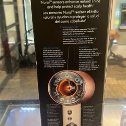 Dyson Supersonic Mural