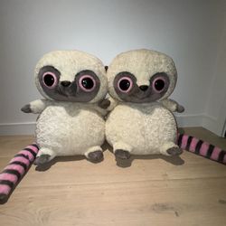2 Collectible Oversized Yoo-hoo Pets 
