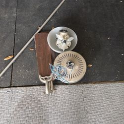 Free Fan Long Down Road