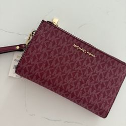 Micheal Kors Wallet