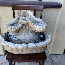 Beautiful Outdoor/Indoor Water Fountain 