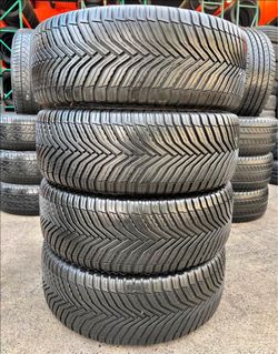 225/60/18 Michelin vendo un set de llantas usadas excelente condiciones de vida las 4 ✅🤩I am selling a set of used tires, all 4 in excellent living c