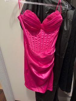 Hoco dress never used paid $150 it’s brand new