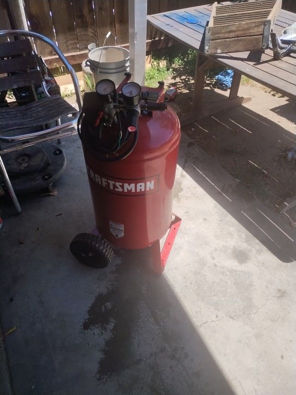 Craftsman 20 Gallon Air Compressor Tank...Needs The Air Compressor Asking $70 O.B.O