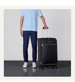 Softside Expandable Suitcase
