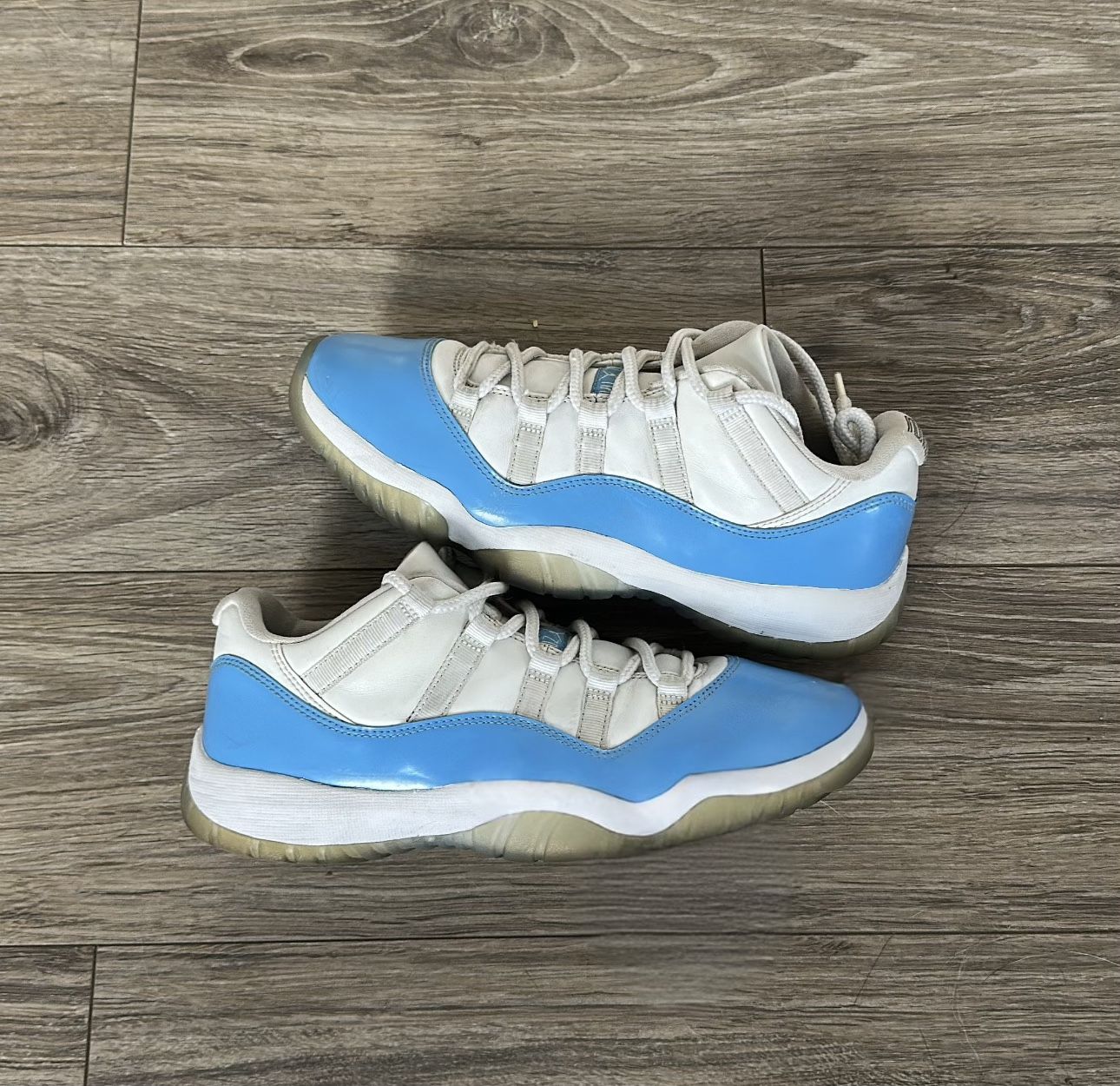 Jordan 11 Low UNC Size 8