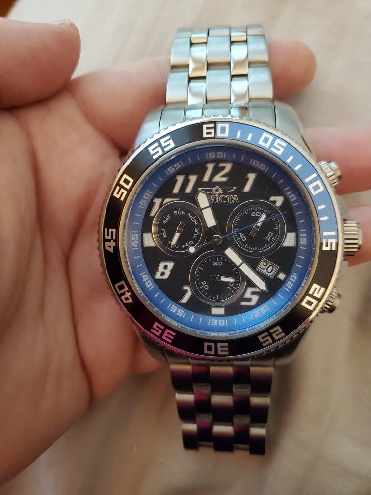 Invicta Pro Diver Chronograph Quartz Black Dial Men's Watch, model 20478
