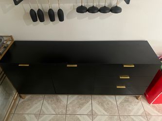 Sideboard cabinet