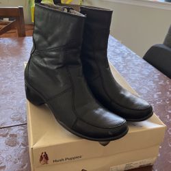Hush Puppies Size 8.5M