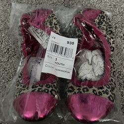 Girl Flats Size 3