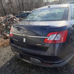 Ford 2011 For Parts Part Only 