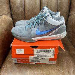 *Rare* Minneapolis Kobe 4 Size 10