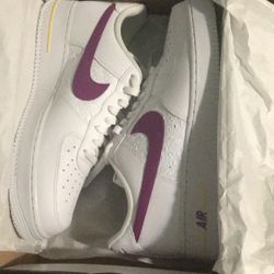 Nike air forces 1.07