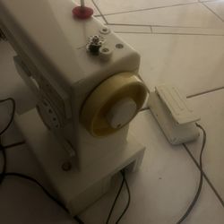 Sewing Machine 