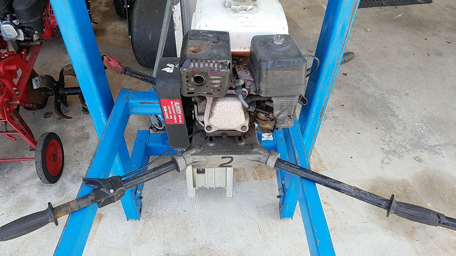 2 man auger with 1 10" bit