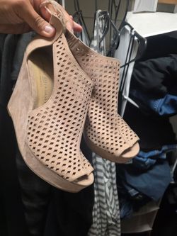 Womens shoes