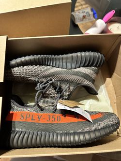 Yeezy Size 8