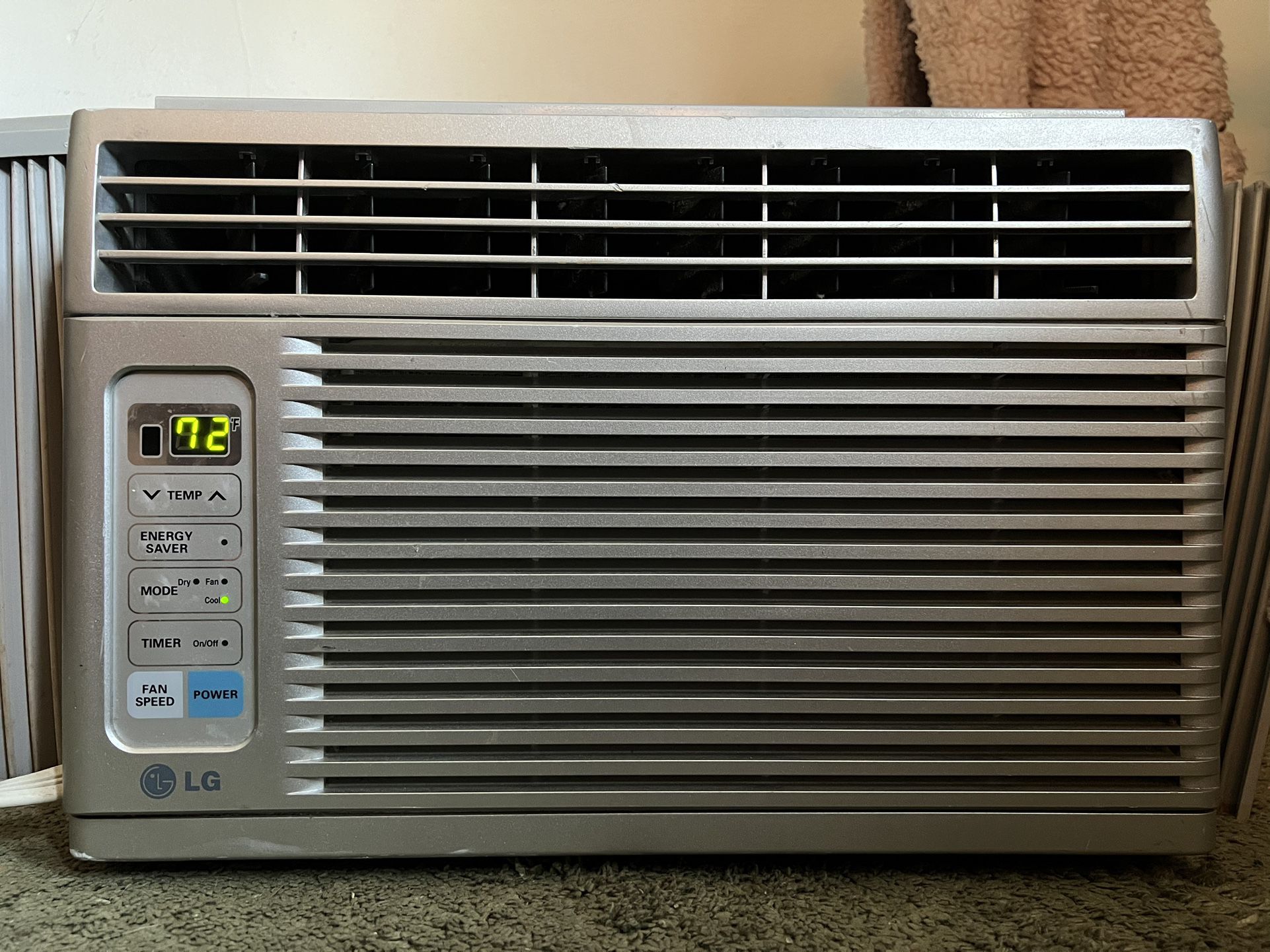 LG Window Air Conditioner Unit