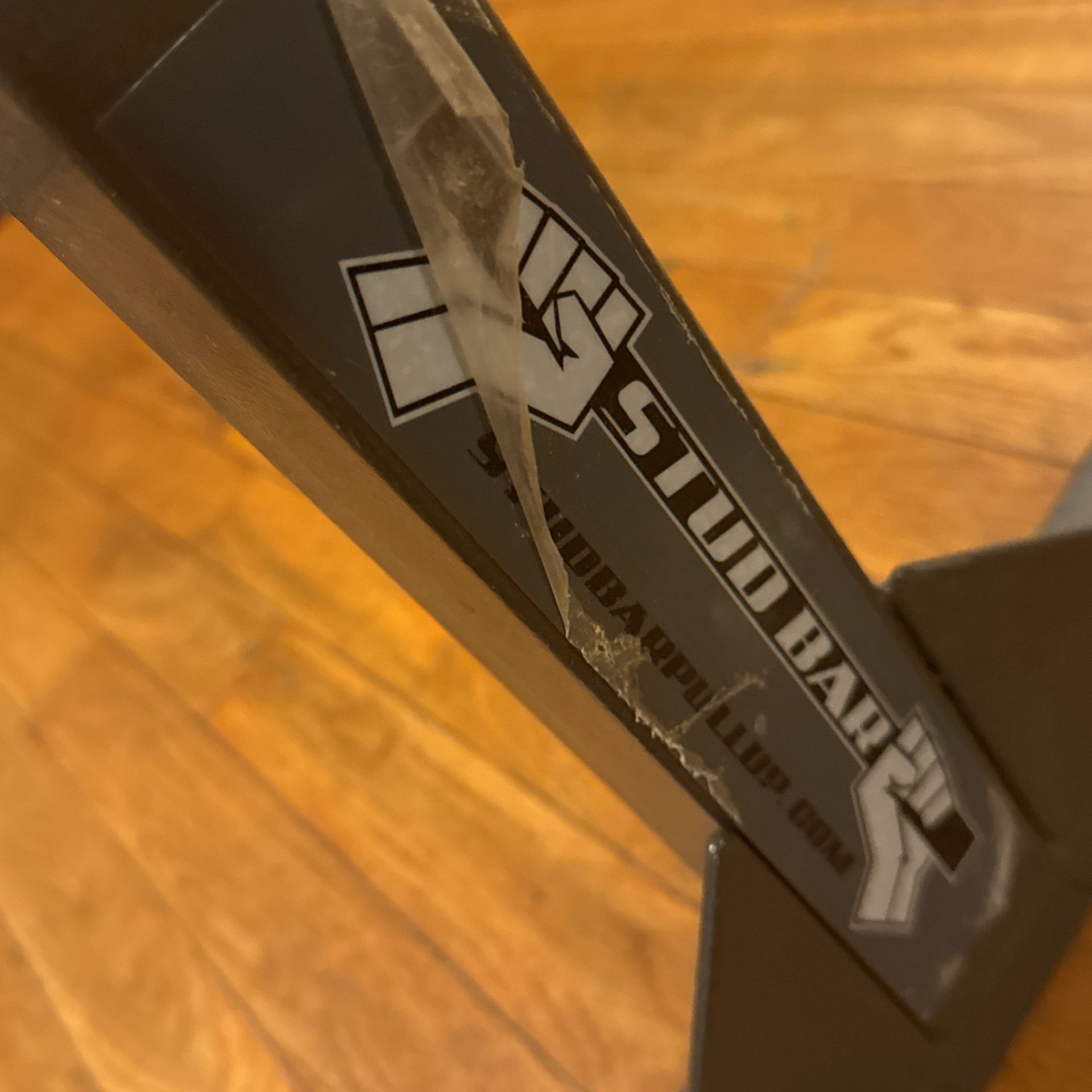 Stud Bar Pull Up Bar