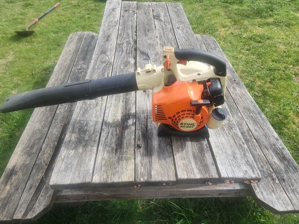 Stihl BG85C Runs Great