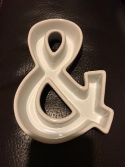 Ivy Lane Design & sign