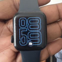 Apple Watch SE (2025)