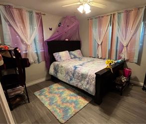Girls bedroom decor